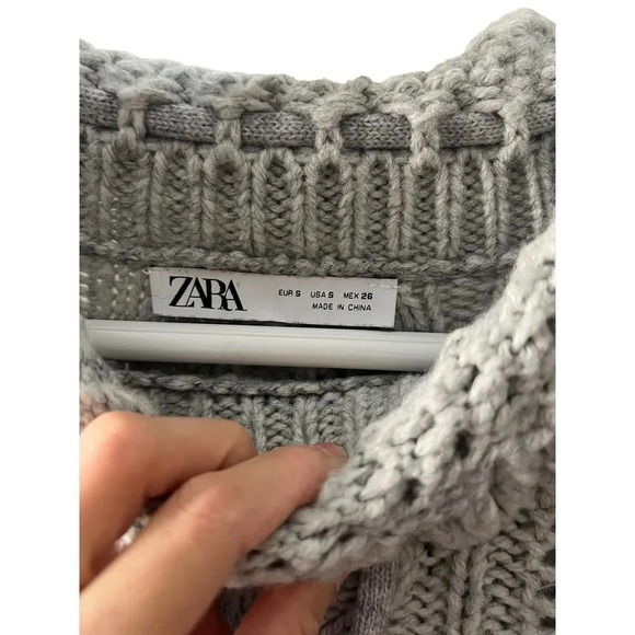 Zara Oversized Grey Pink Embroidered Ruffle Sweater - Picture 4 of 9